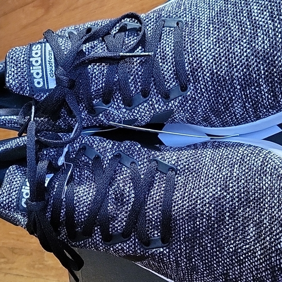 NWB Adidas Lite Racer BYD Cloudfoam - Size 11 - Picture 3 of 9